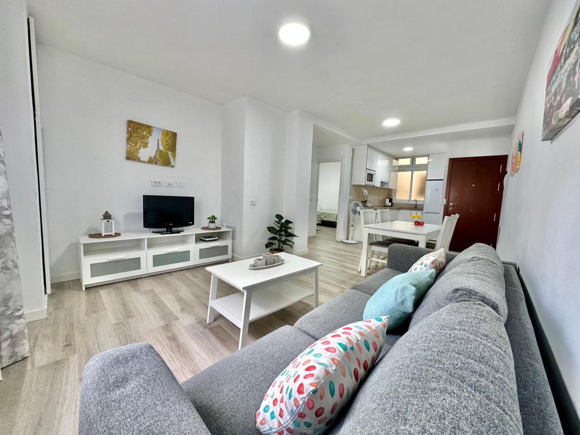 Juan Xxiii Apartment Арона Екстериор снимка